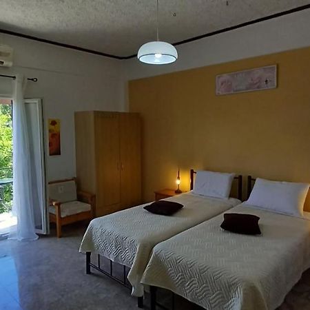 Nikis Apartments Agios Gordios  Exterior photo