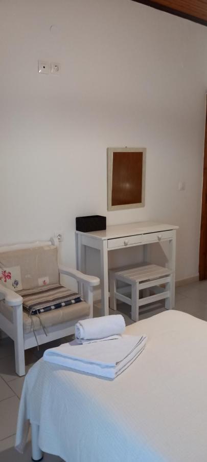 Nikis Apartments Agios Gordios  Exterior photo