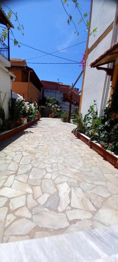 Nikis Apartments Agios Gordios  Exterior photo